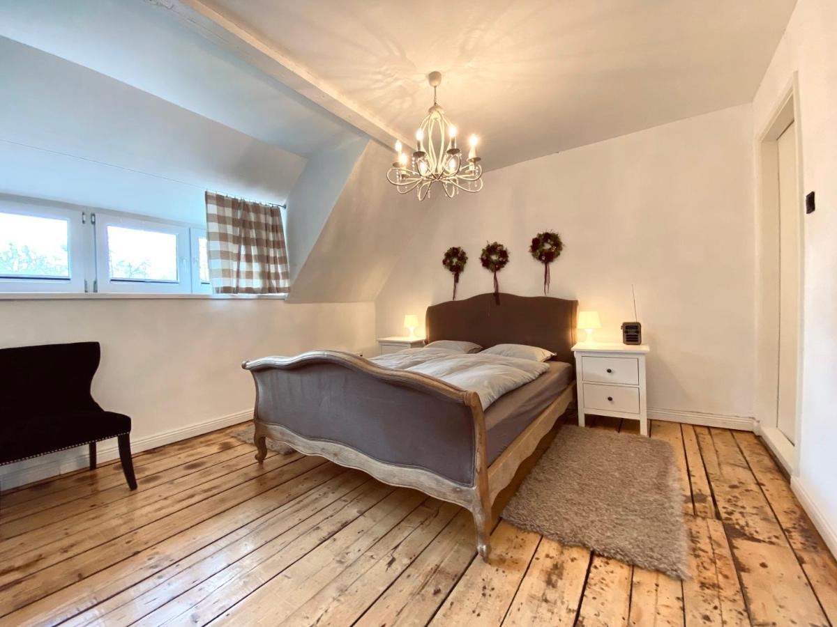 Dom Ogrodnika Guest House Biala Olecka Eksteriør bilde
