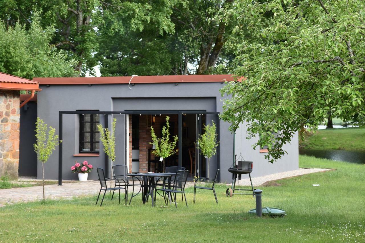 Dom Ogrodnika Guest House Biala Olecka Eksteriør bilde